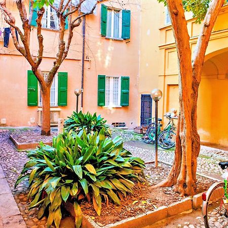 Elegant And Modern Loft In Medieval Bologna Daire Dış mekan fotoğraf