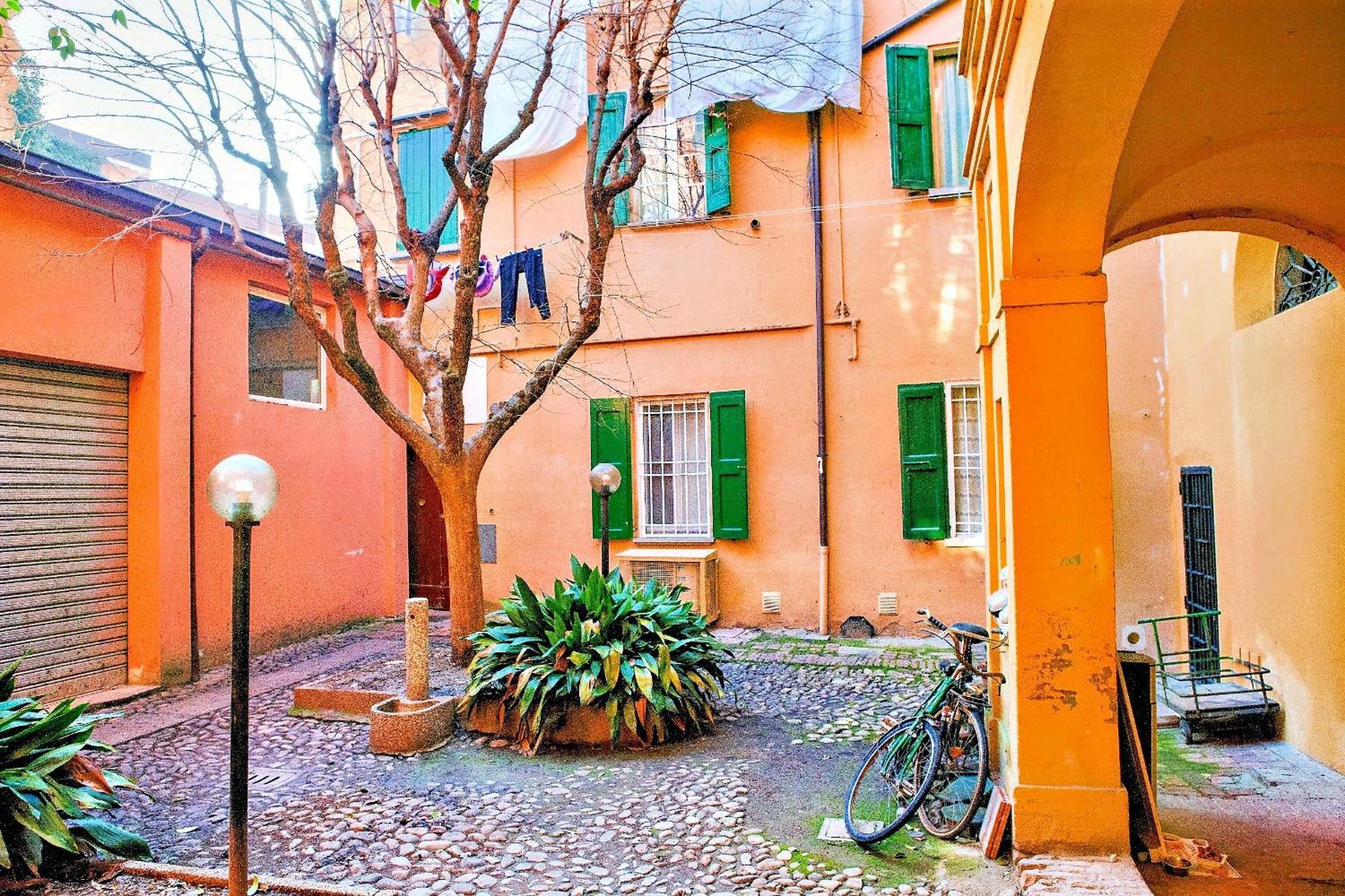 Elegant And Modern Loft In Medieval Bologna Daire Dış mekan fotoğraf